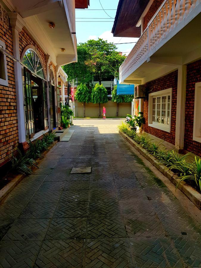 Oasis Beach Hotel Negombo Dış mekan fotoğraf
