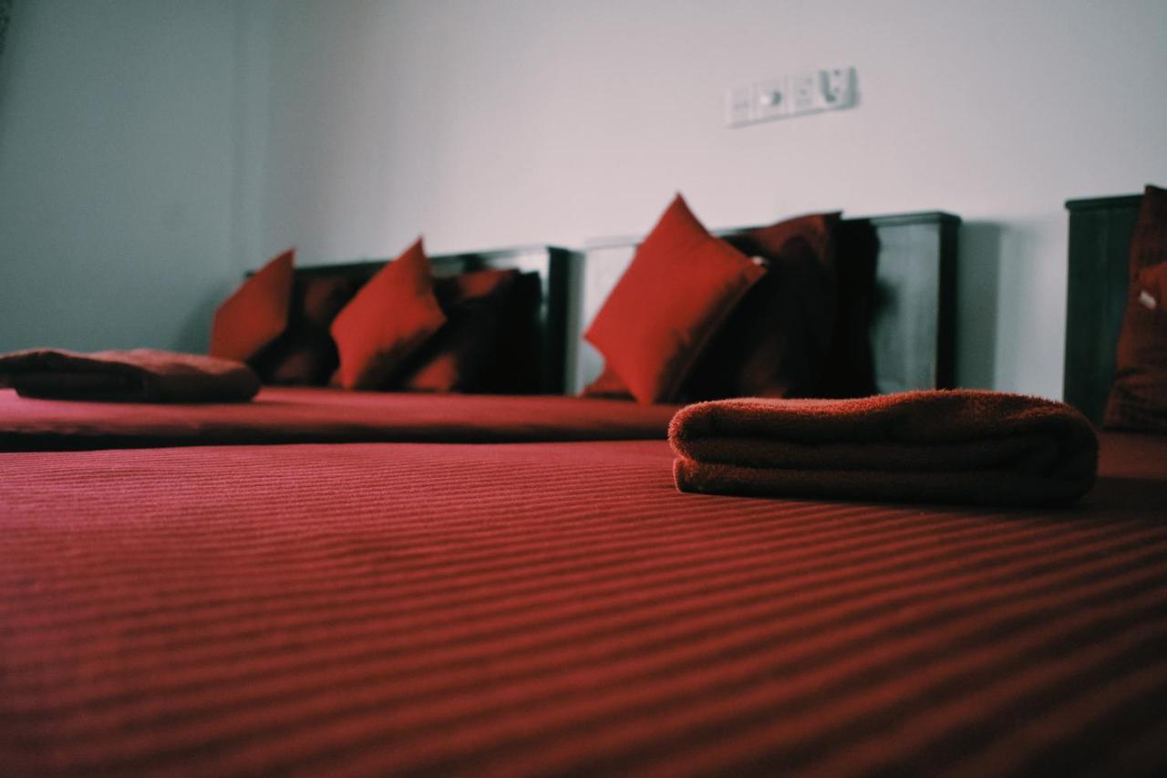 Oasis Beach Hotel Negombo Dış mekan fotoğraf